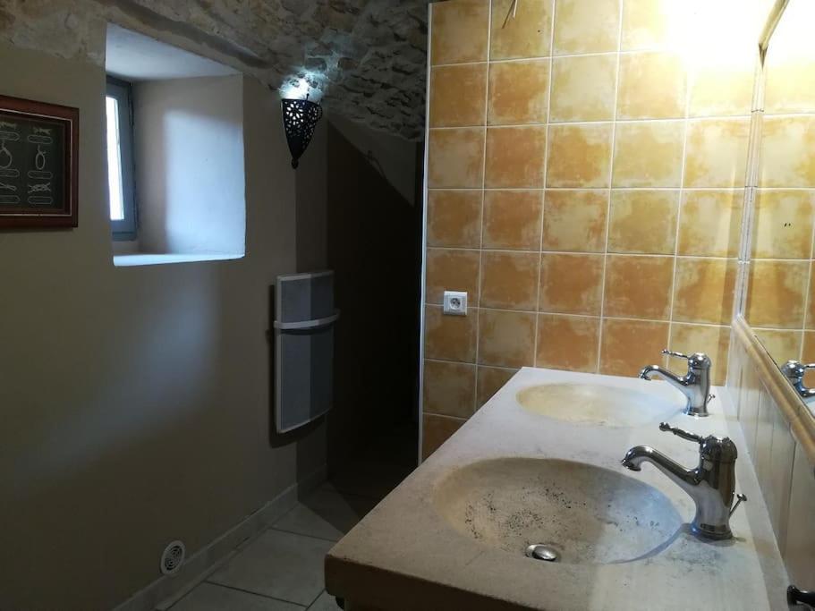 Vezenobres Gite De Charme 80 M², Piscine, Proche D'Uzes. מראה חיצוני תמונה